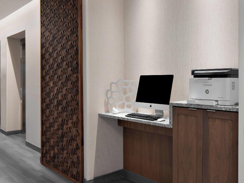 Fairfield Inn Suites By Marriott Lake Geneva image