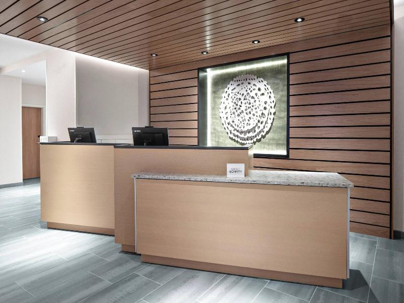 Fairfield Inn Suites By Marriott Lake Geneva image