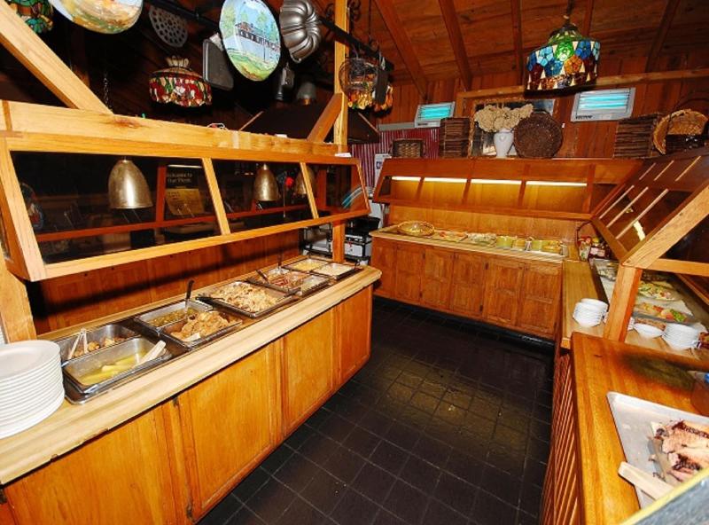 The Smokehouse Lodge And Cabins image