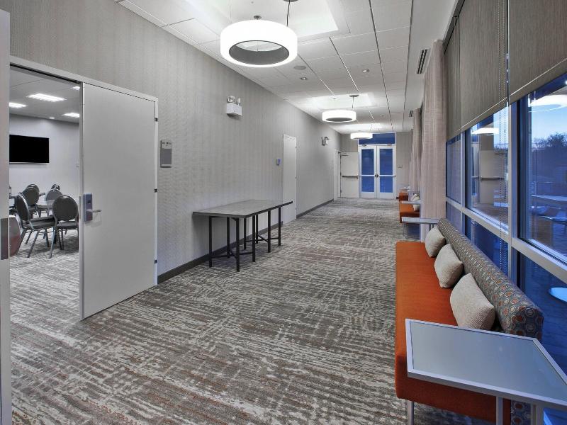 Springhill Suites By Marriott Chattanooga North image