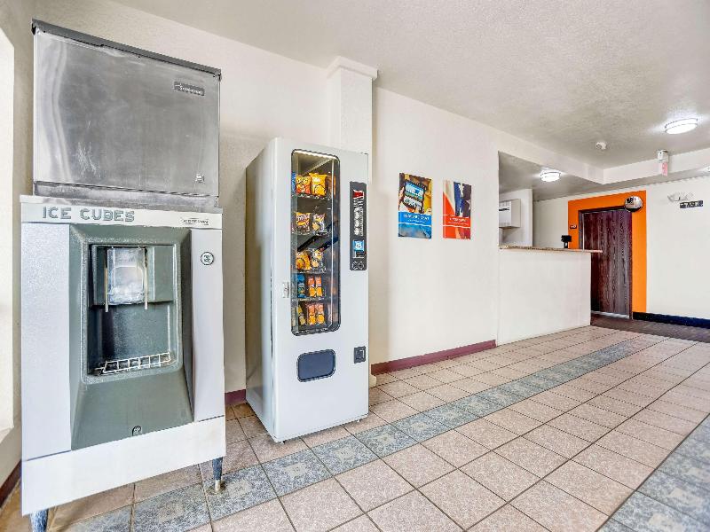 Motel 6 Moriarity image