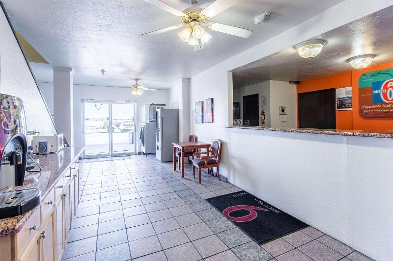 Motel 6 Moriarity image