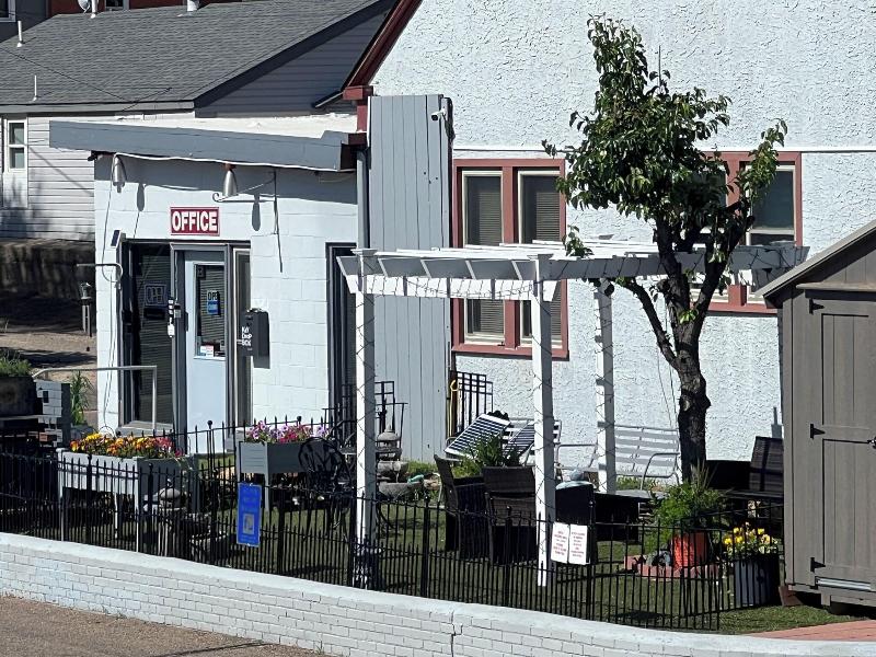 Midtown Motel