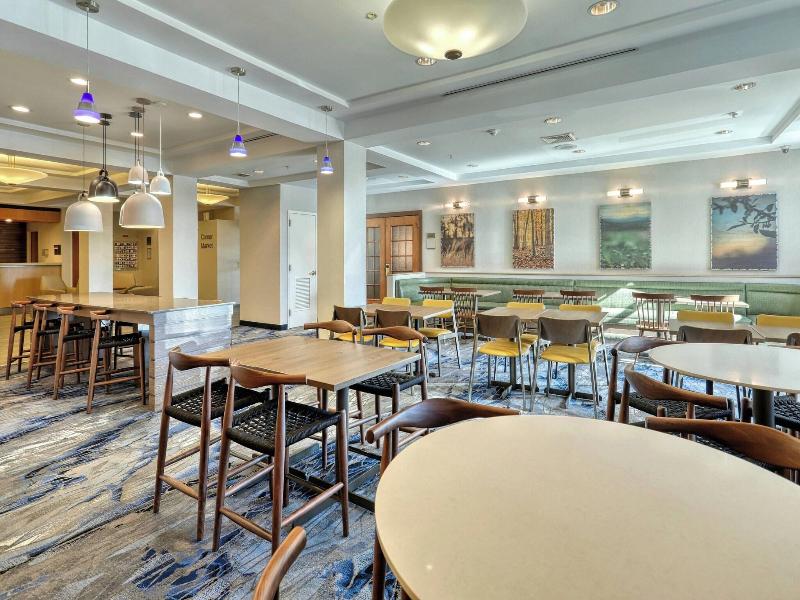 Fairfield Inn & Suites Woodbridge image