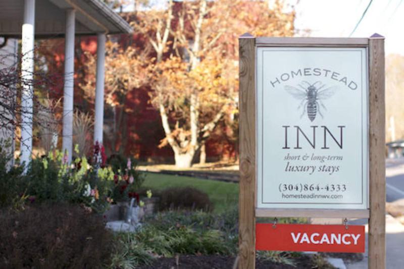 Modern Homestead Guest House, Reedsville