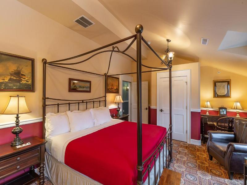 Steele Mansion Inn Gathering Hub image