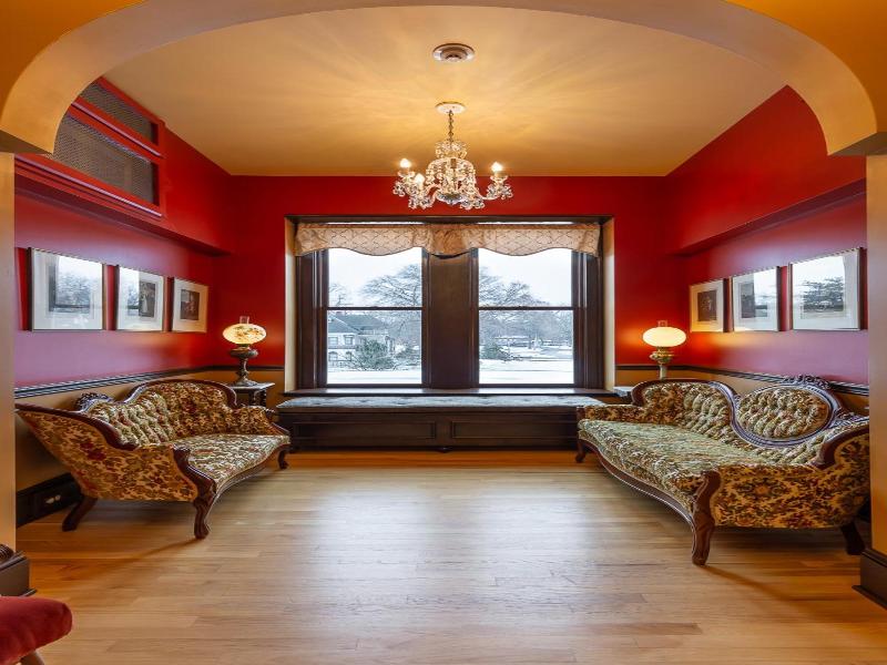 Steele Mansion Inn Gathering Hub image