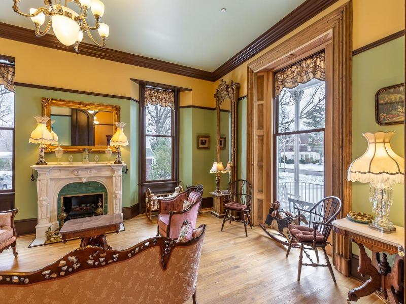 Steele Mansion Inn Gathering Hub image