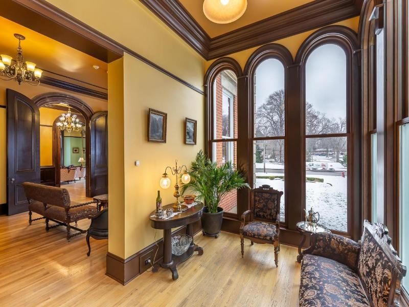 Steele Mansion Inn Gathering Hub image