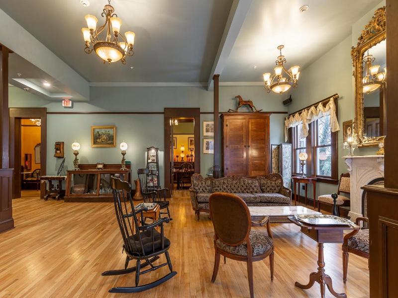 Steele Mansion Inn Gathering Hub image