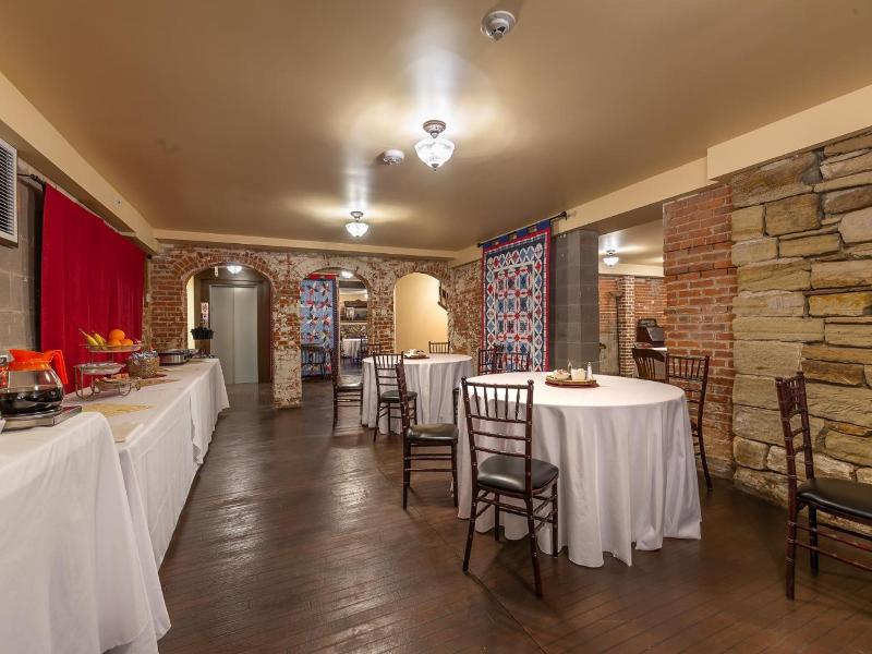 Steele Mansion Inn Gathering Hub image