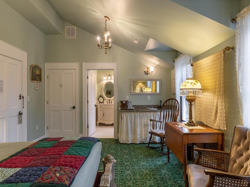 Steele Mansion Inn Gathering Hub image
