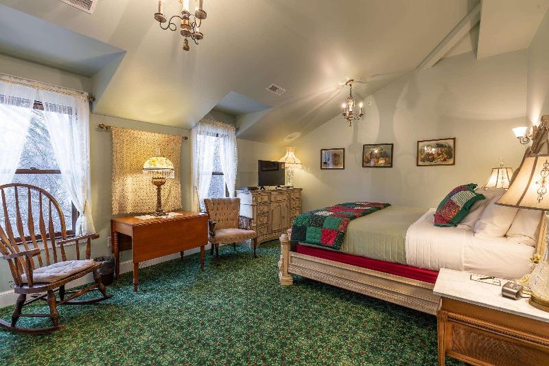 Steele Mansion Inn Gathering Hub image