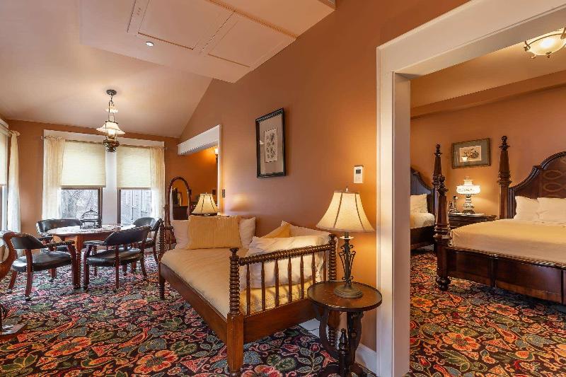 Steele Mansion Inn Gathering Hub image