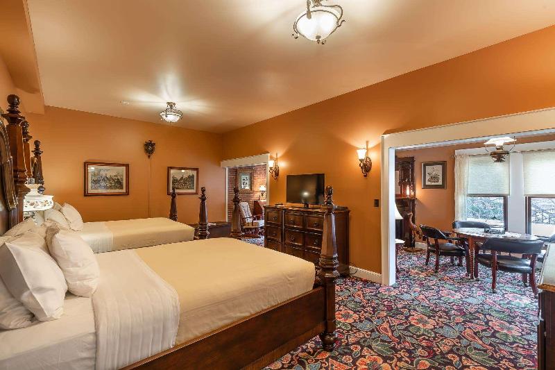 Steele Mansion Inn Gathering Hub image