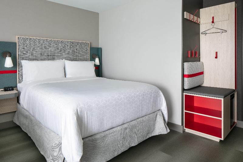 avid hotel Roseville - Minneapolis North photo 22