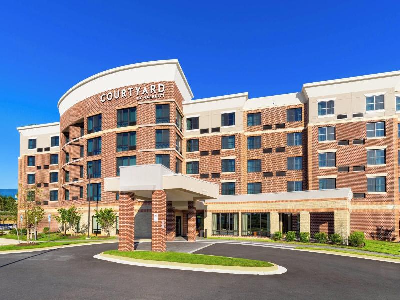 Courtyard By Marriott Bowie image