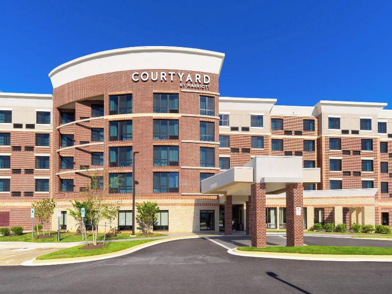 Courtyard By Marriott Bowie image