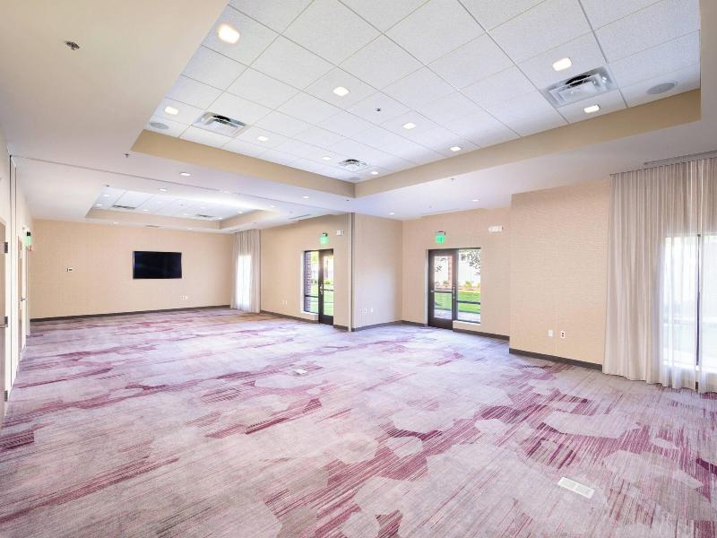 Courtyard By Marriott Bowie image