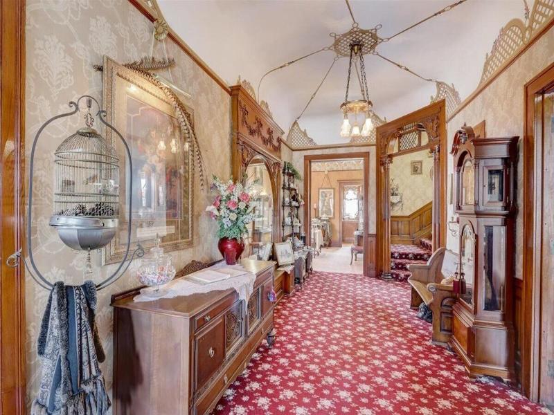 Schuster Mansion Bed Breakfast image