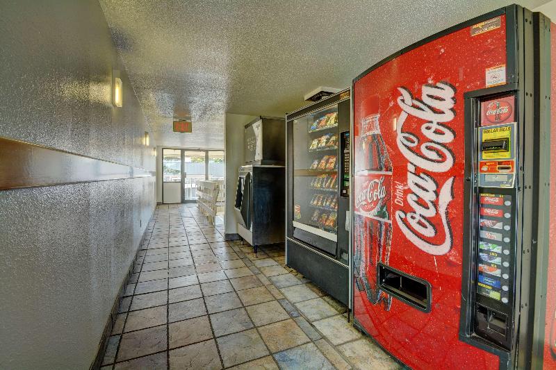 Motel 6 Springfield Chicopee