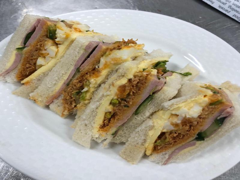 Parkside Inn Motel image