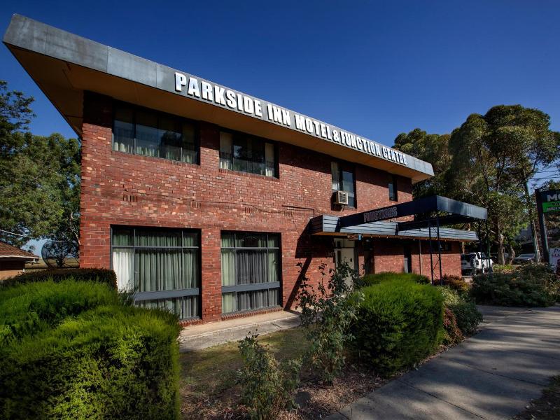 Parkside Inn Motel image
