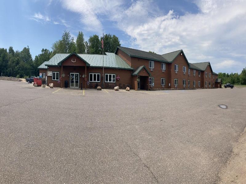 White Pine Lodge, Munising