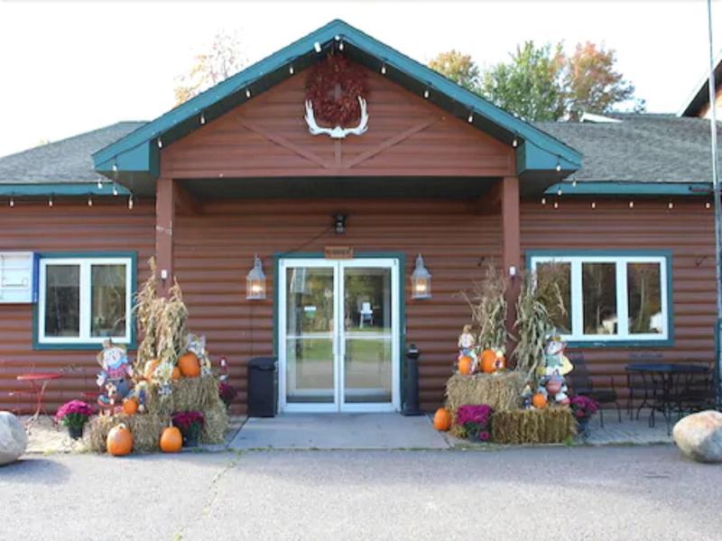 White Pine Lodge