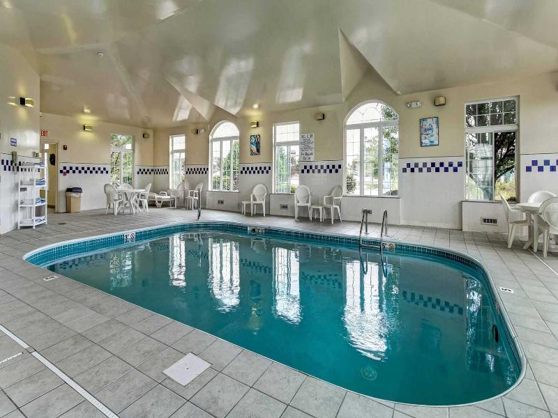 Motel 6 Medina, Oh - Cleveland GA image