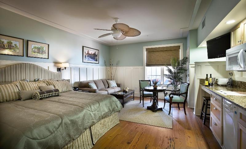 The Inlet Sports Lodge image