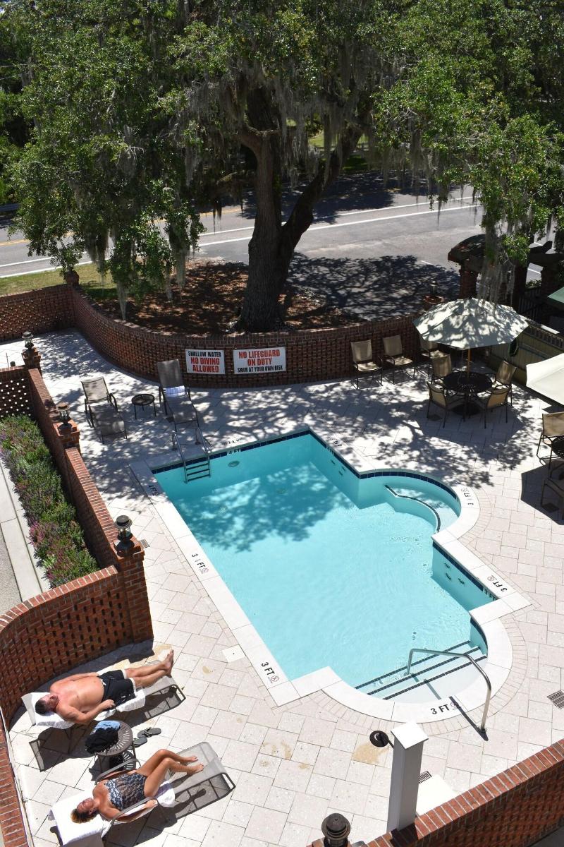 The Inlet Sports Lodge image