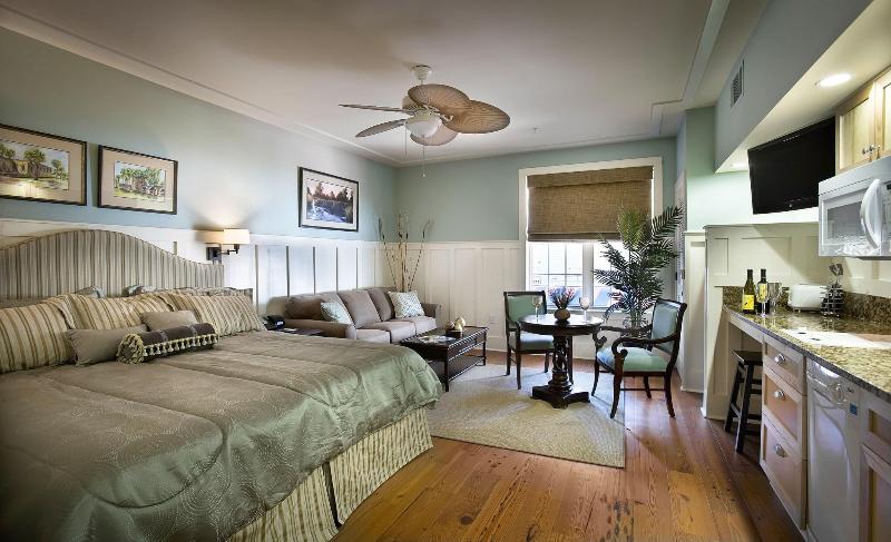 The Inlet Sports Lodge image