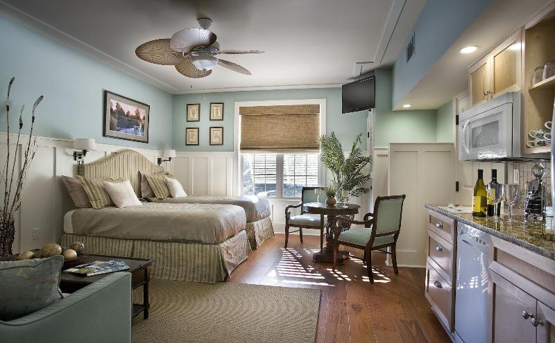The Inlet Sports Lodge image