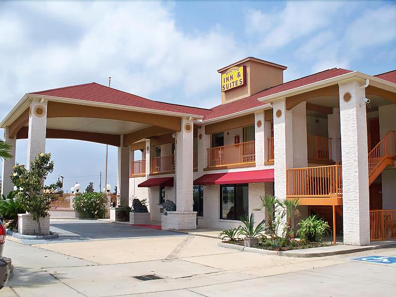 Magnolia Inn And Suites