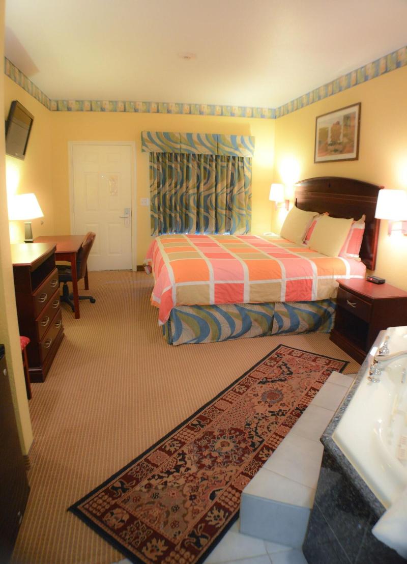 Magnolia Inn And Suites image