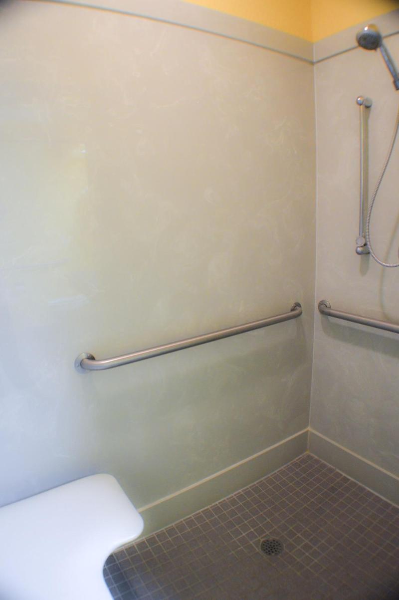 Magnolia Inn And Suites image
