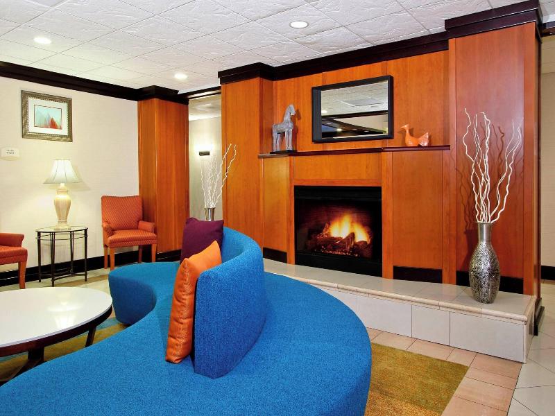 Fairfield Inn Suites By Marriott Fairfield Napa Va image