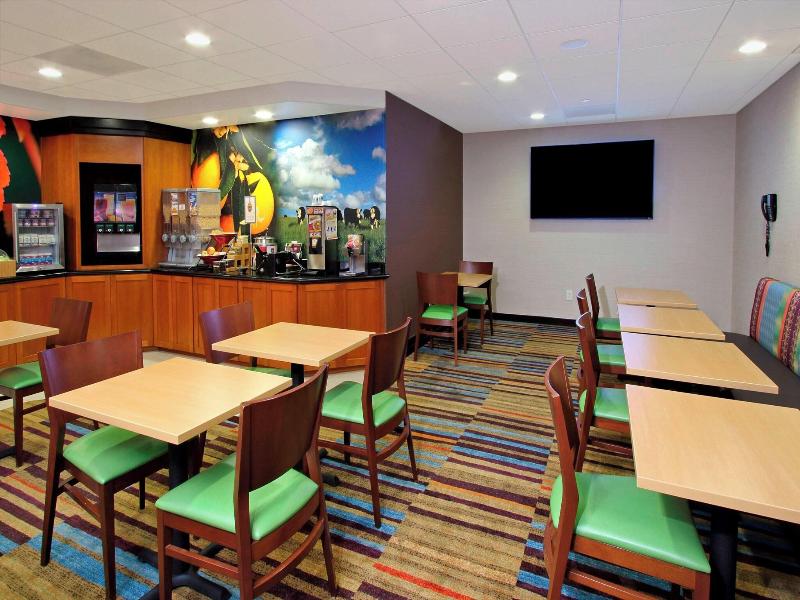 Fairfield Inn Suites By Marriott Fairfield Napa Va image
