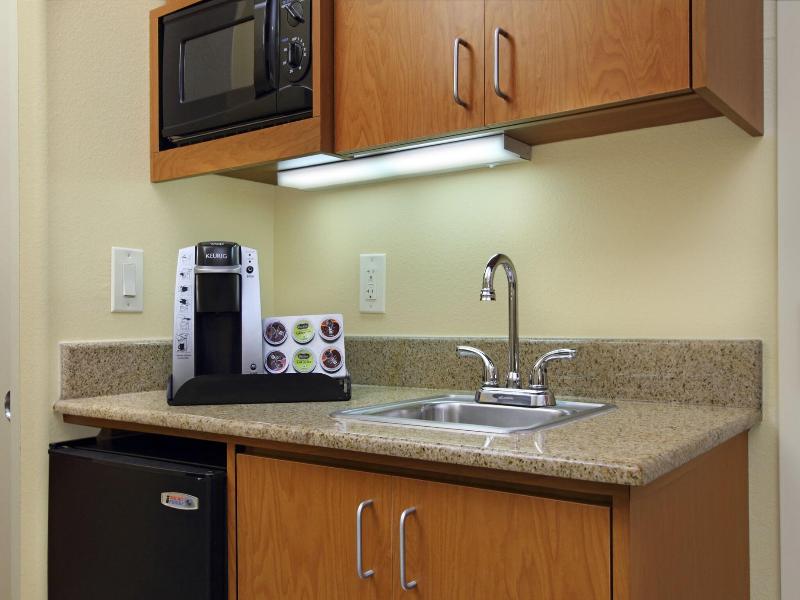 Fairfield Inn Suites By Marriott Fairfield Napa Va image