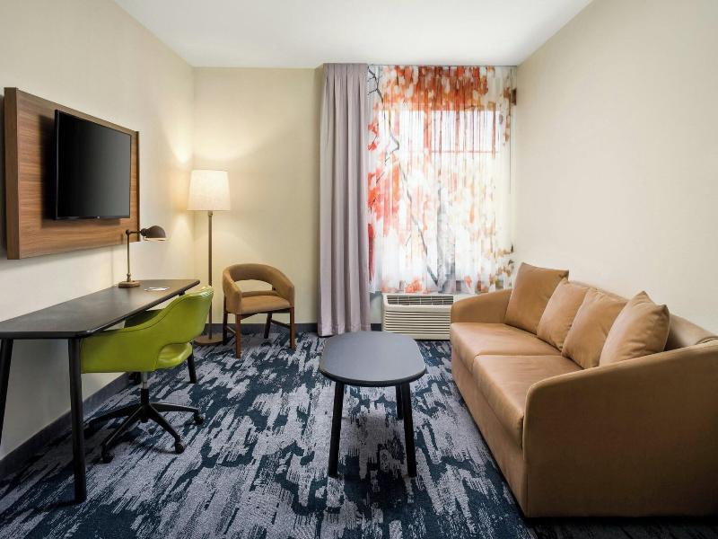 Fairfield Inn Suites By Marriott Fairfield Napa Va image