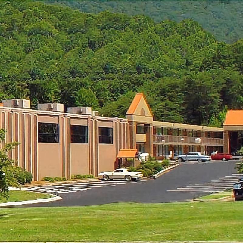 Chestnut Tree Inn Cherokee