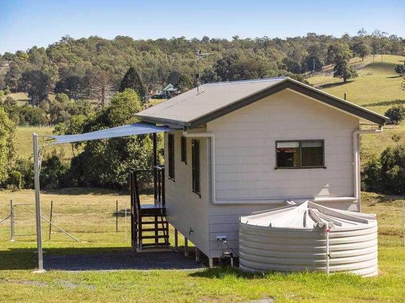 Valley Cabins By The Creek image