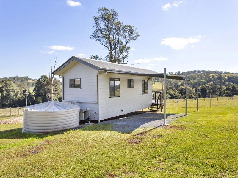 Valley Cabins By The Creek image