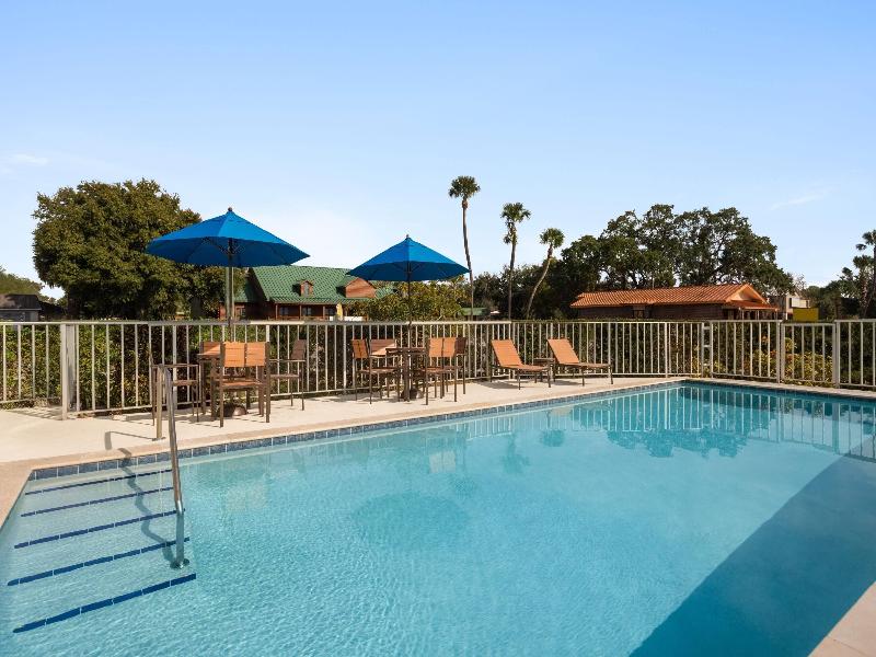 Days Inn By Wyndham Apopka/Orlando image
