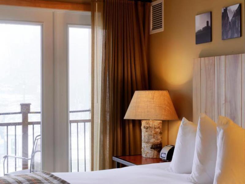 Timberline Mountain Lodge At Jay Peak image