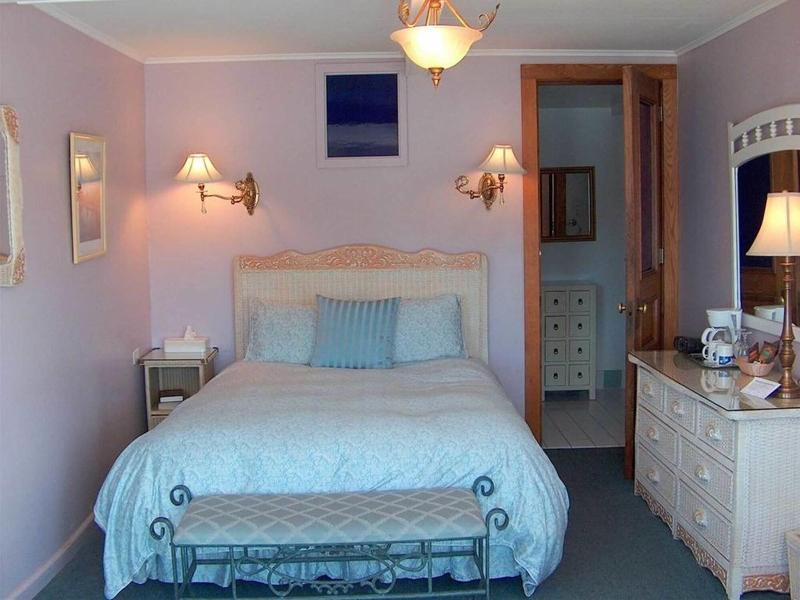 Jenner Inn image