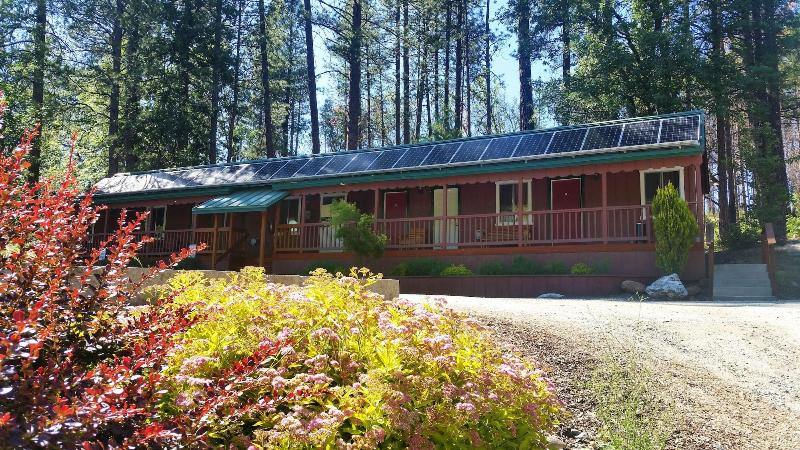 Yosemite Riverside Inn image