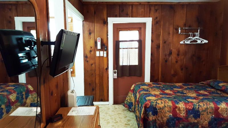 Yosemite Riverside Inn image