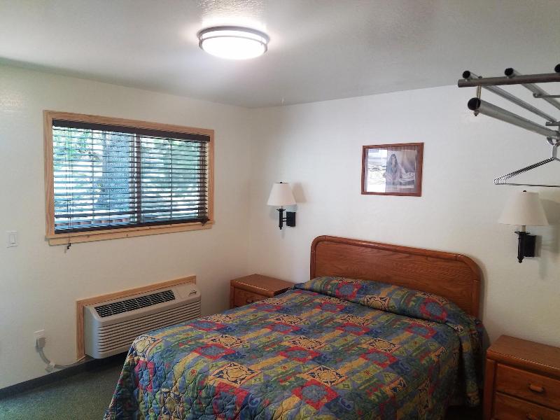 Yosemite Riverside Inn image